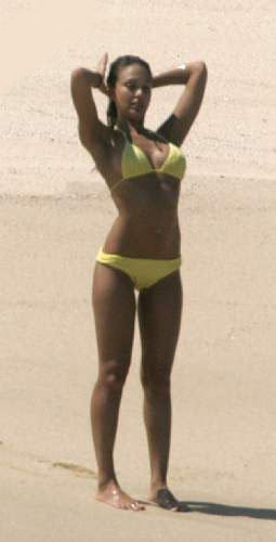 Jessica Alba sur la plage